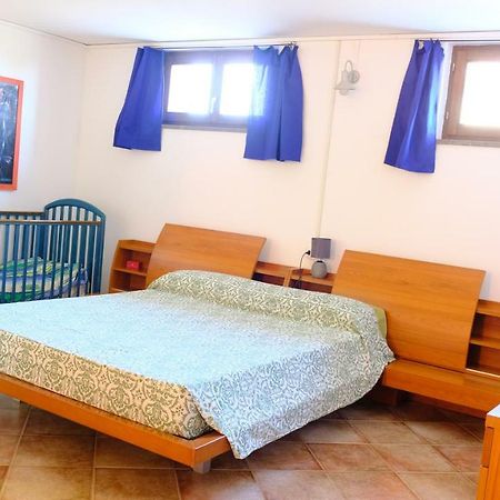 La Baia Casa Vacanze-Seminterrato 斯库索港 外观 照片
